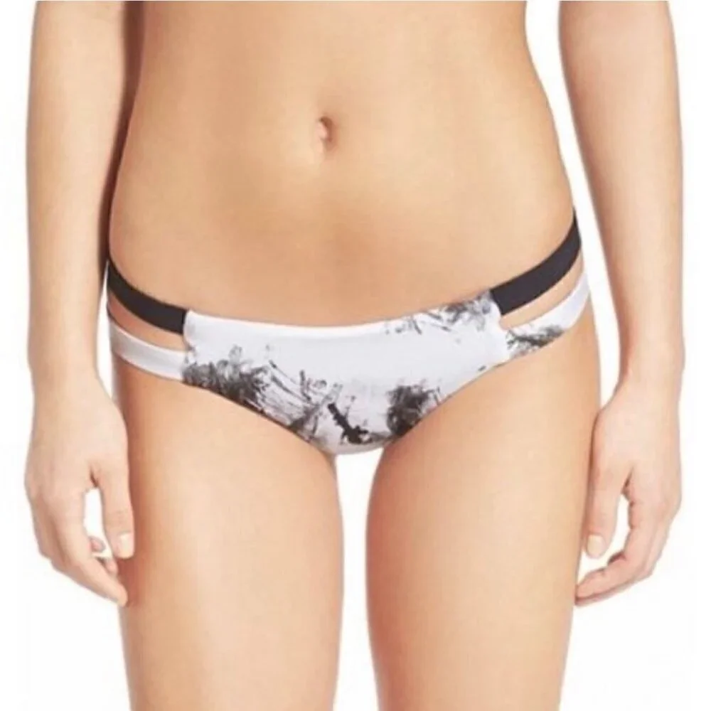NWT Tavik Chloe Mini Cutout Swim Bottom in White Smudge - Extra Small